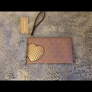 Michael Kors Clutch